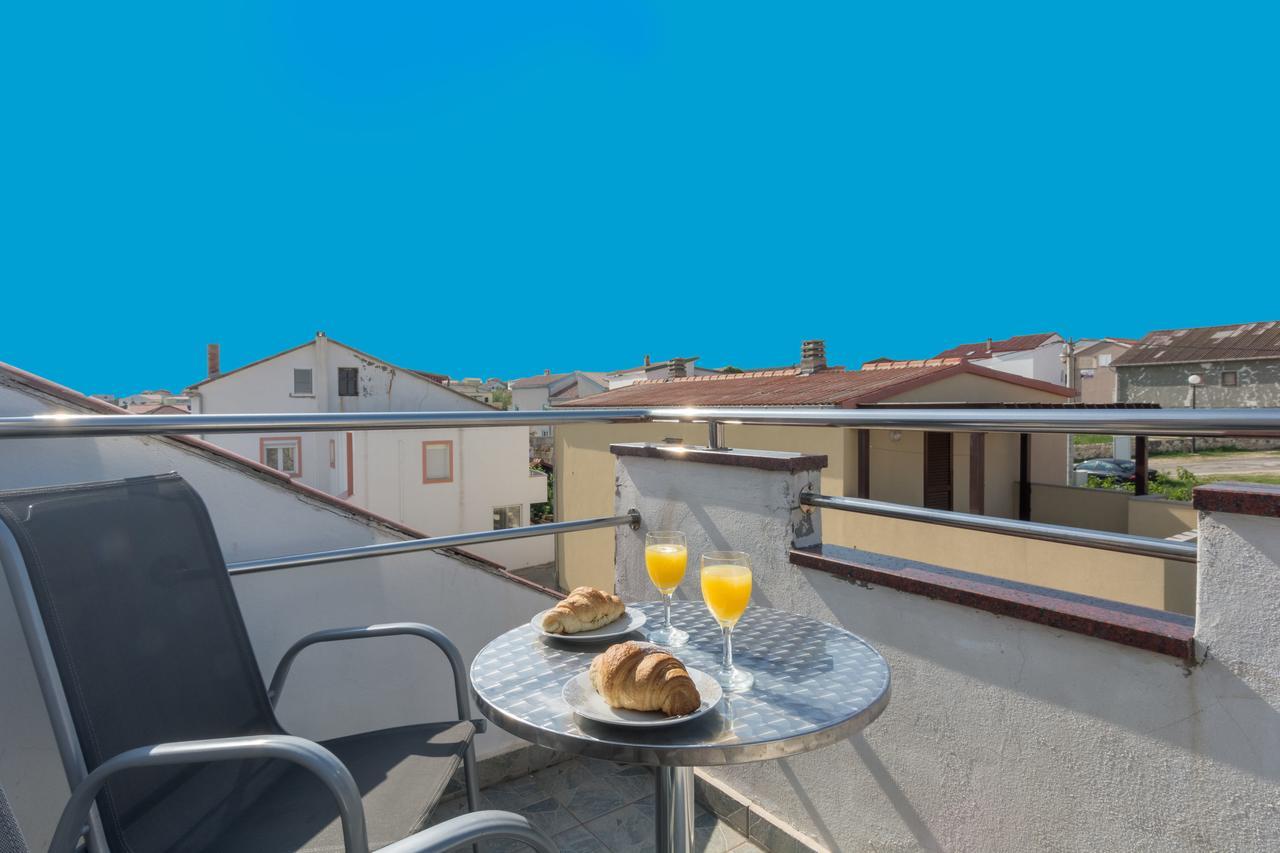 Apartments Miocic Ražanac Exterior foto