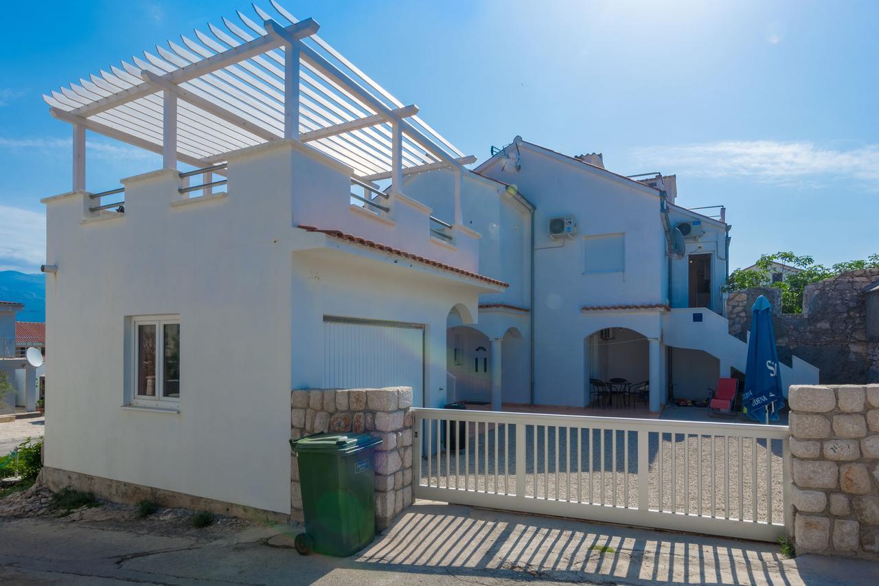Apartments Miocic Ražanac Exterior foto